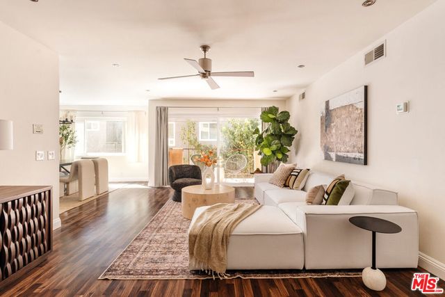 1121 N Olive Drive # 210, West Hollywood