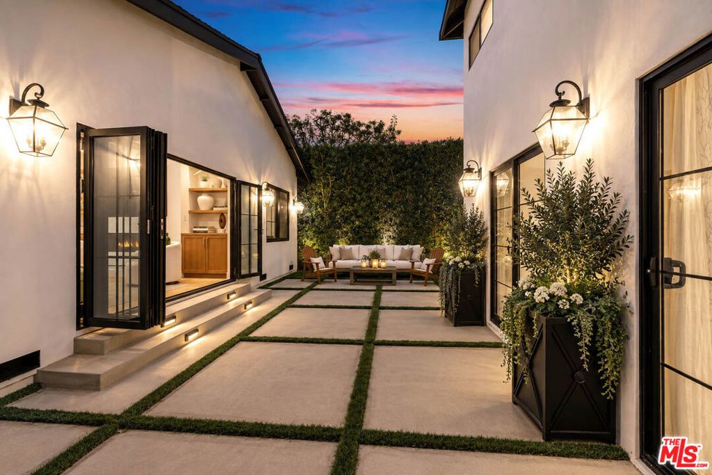 N/A, West Hollywood