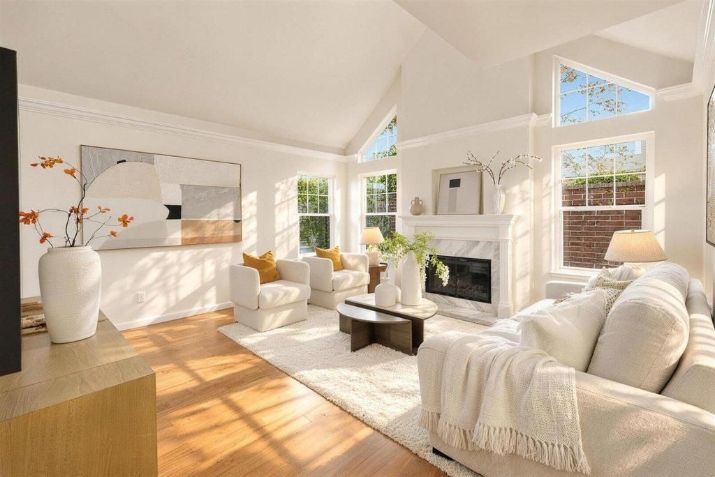 2131 Avy Avenue, Menlo Park