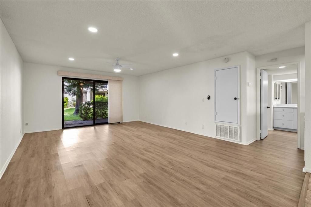 1050 E Ramon Road # 119, Palm Springs