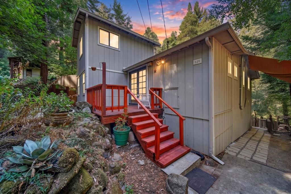 121 Mahogany Way, Boulder Creek