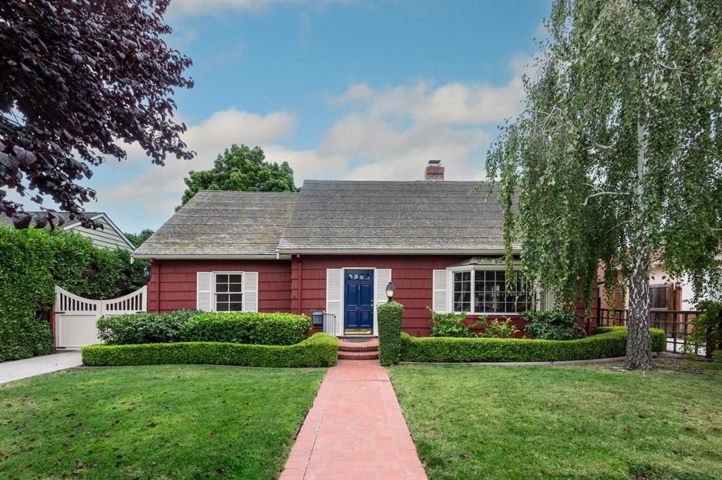 950 Camino Drive, Santa Clara