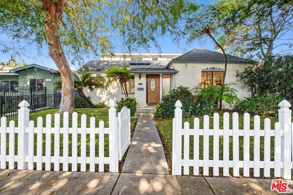 1013 Bay Street, Santa Monica