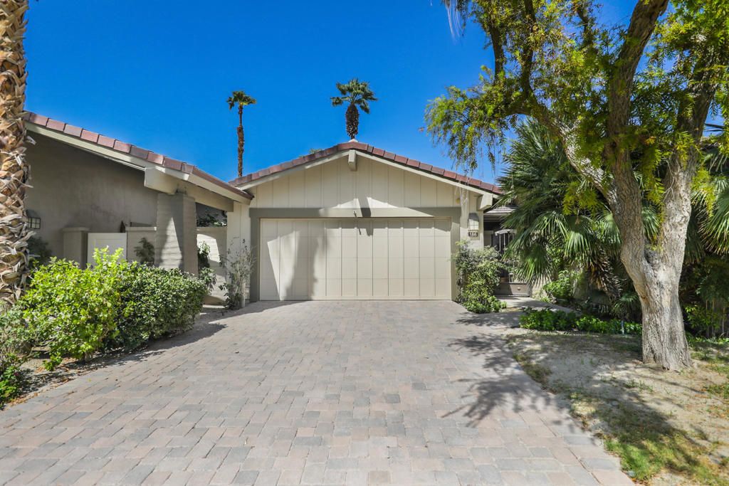 186 Running Springs Drive, Palm Desert
