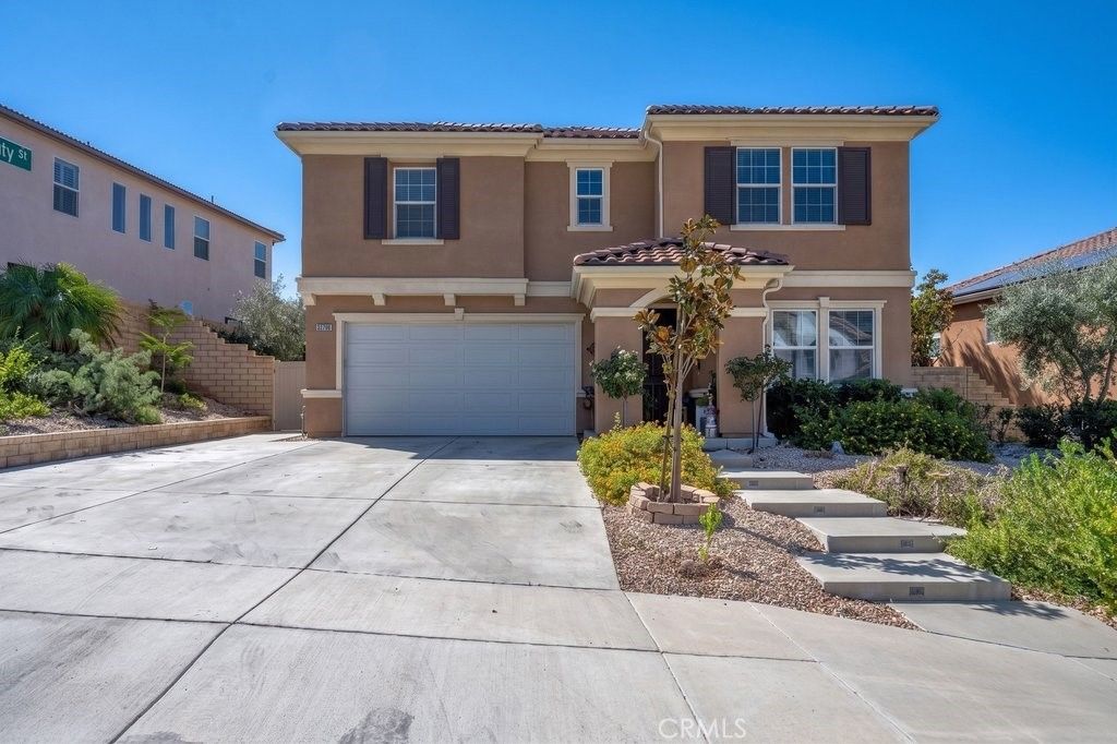 19802 Lanfranca Drive, Saugus