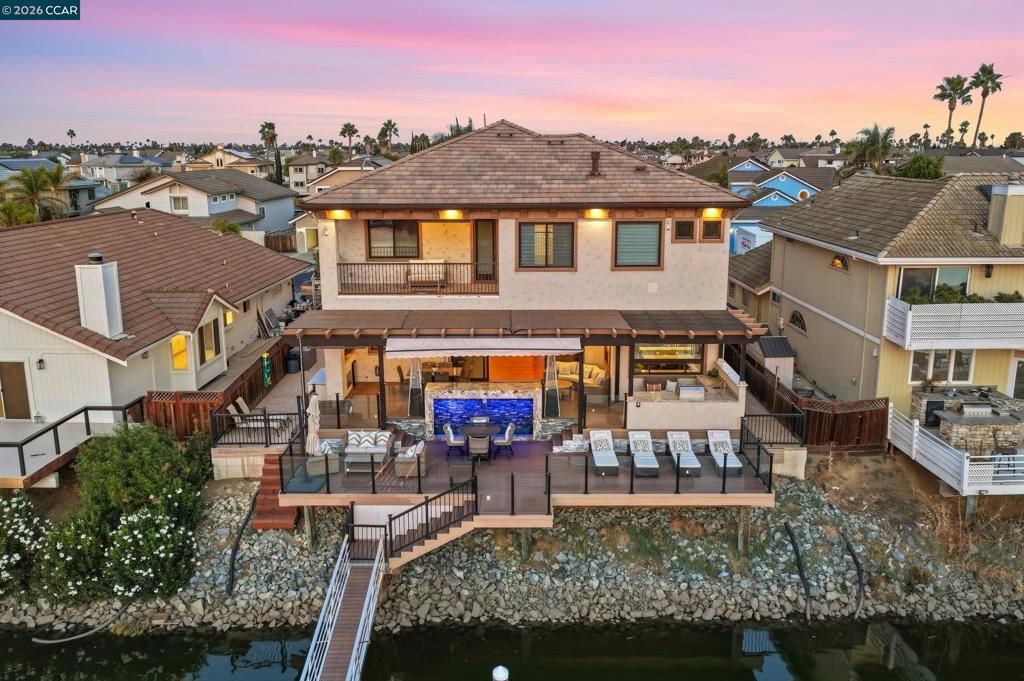 2012 Windward Pt, Discovery Bay