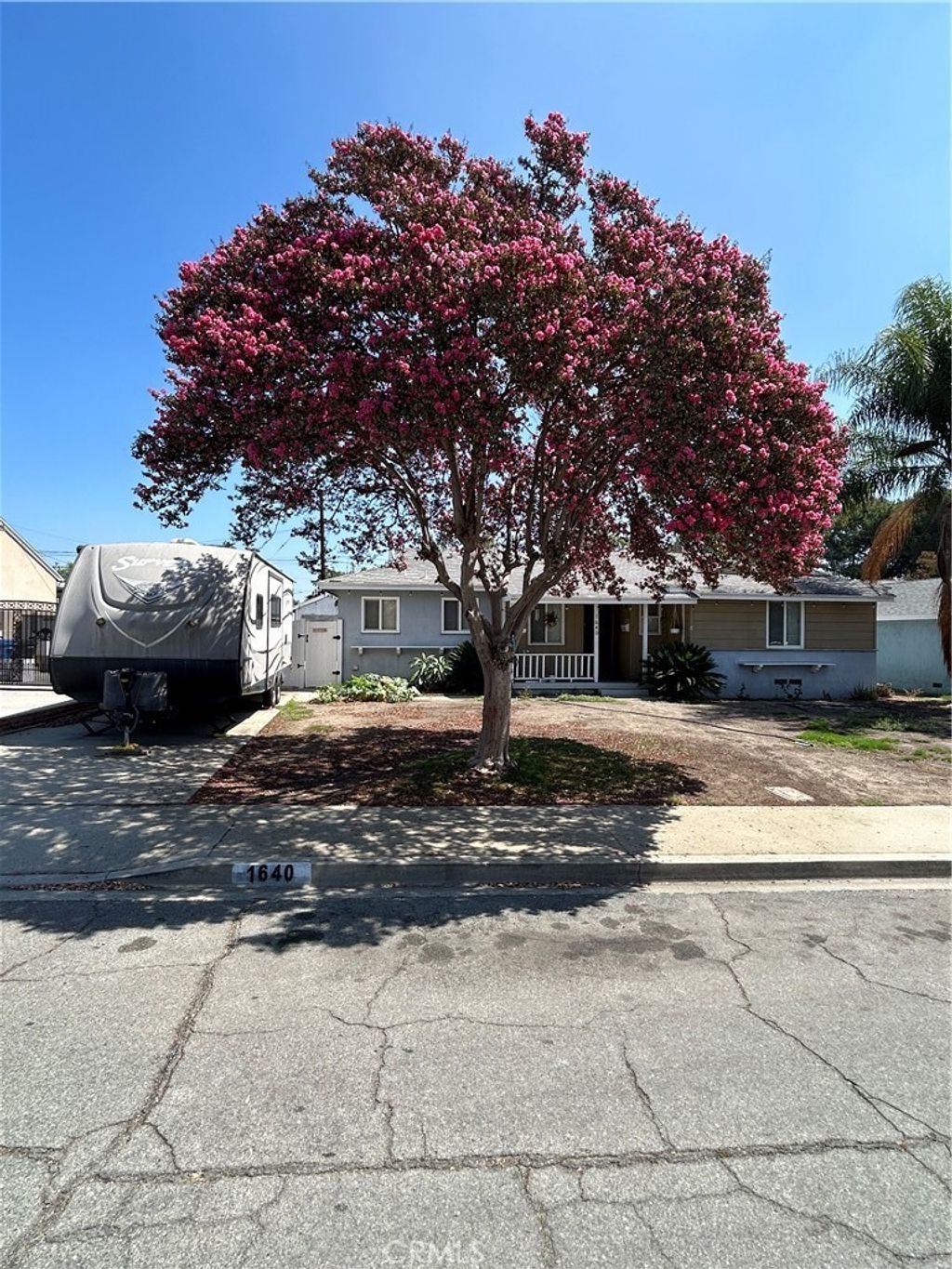 1640 Raylene, Pomona