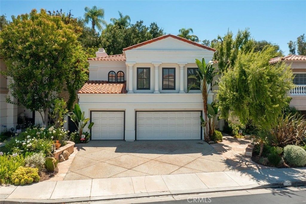 23262 Park Corniche, Calabasas