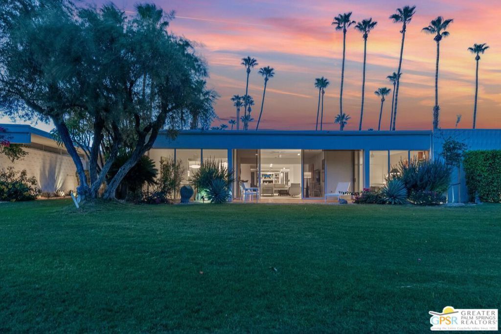 71 Westlake Circle, Palm Springs
