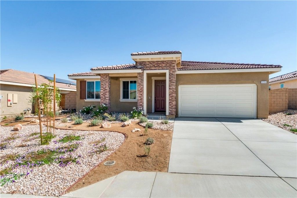 13743 Mesa View Drive, Victorville