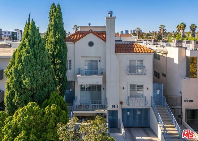 9815 Regent Street # 2, Los Angeles