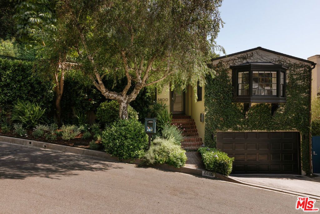 5800 Spring Oak Terrace, Los Angeles