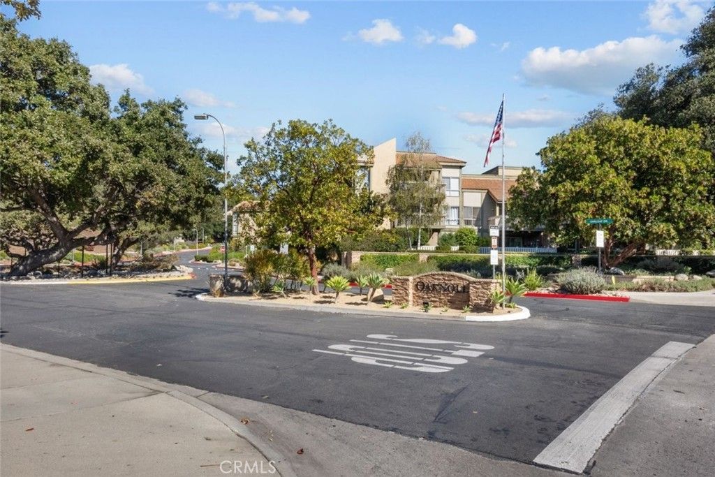 751 Birchpark Circle # 201, Thousand Oaks
