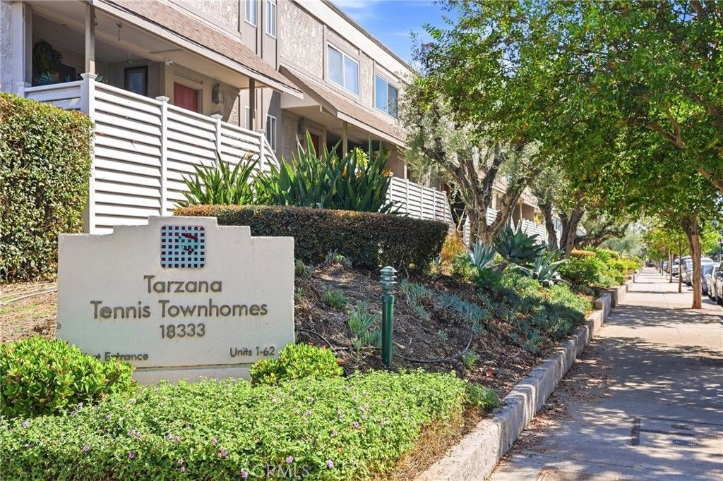 18333 Hatteras Street # 56, Tarzana