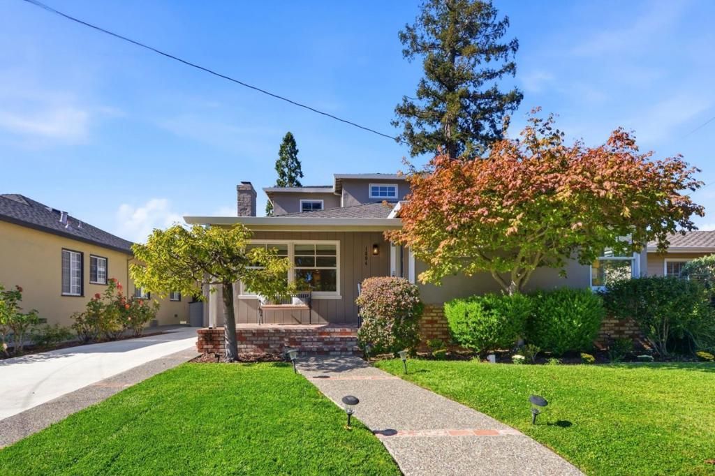 1604 White Oak Way, San Carlos