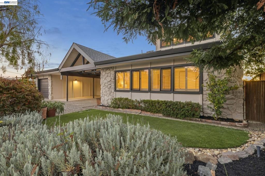 5624 Greenridge Rd, Castro Valley