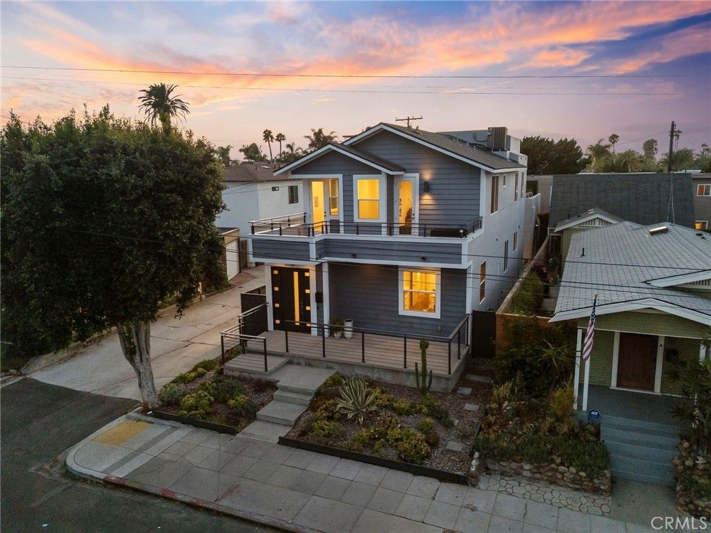 1776 Cable Street, San Diego