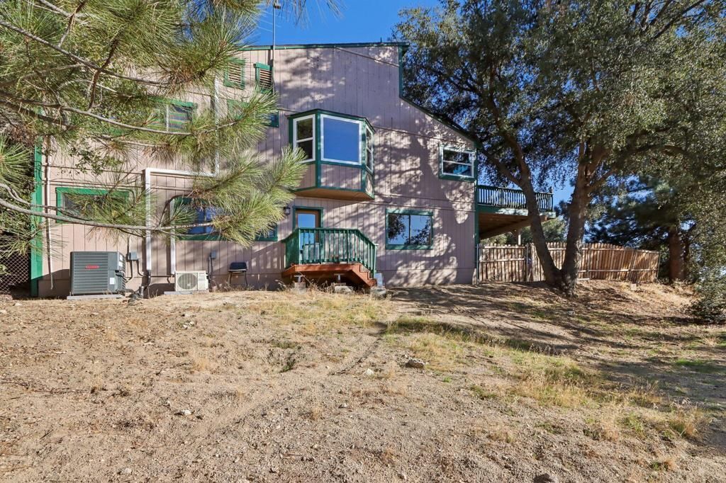 27225 Bluegrass Court, Idyllwild