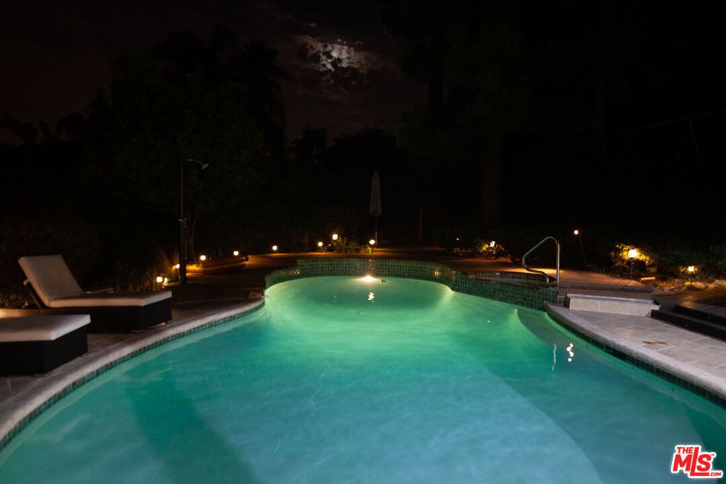 10 Sweetgrass Lane, Rolling Hills Estates