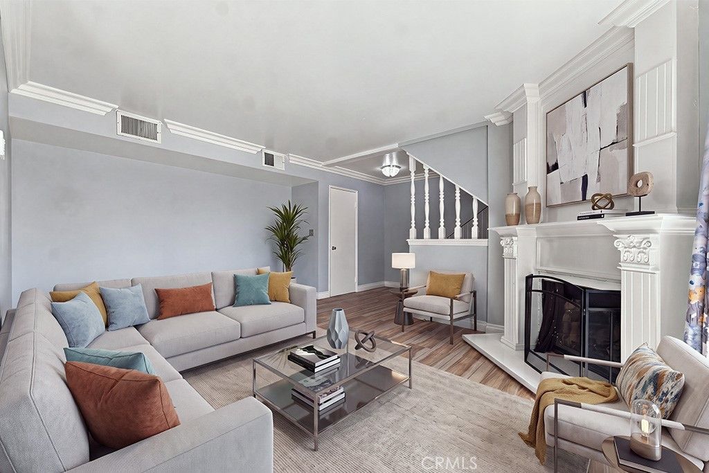 15145 Victory # 1, Van Nuys