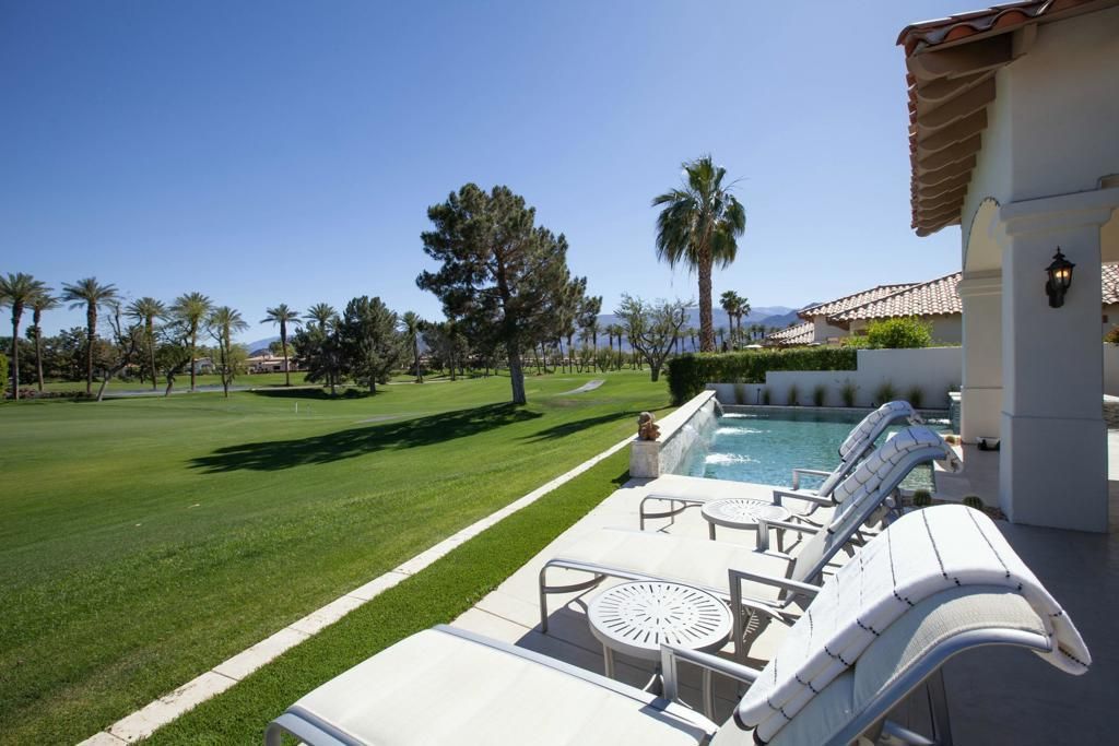 48270 Paso Tiempo Lane, La Quinta