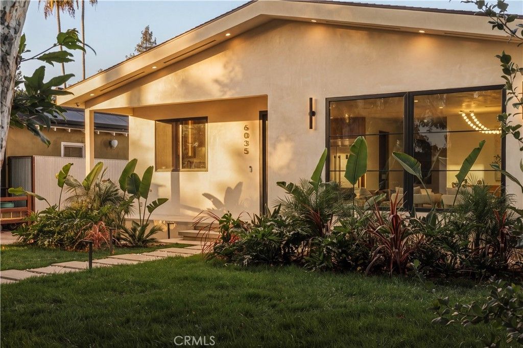 6035 Simpson Avenue, North Hollywood