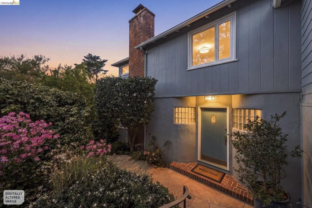 2556 Carisbrook Dr, Oakland