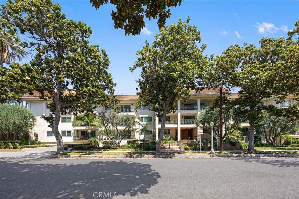 420 S Madison Avenue # 301, Pasadena