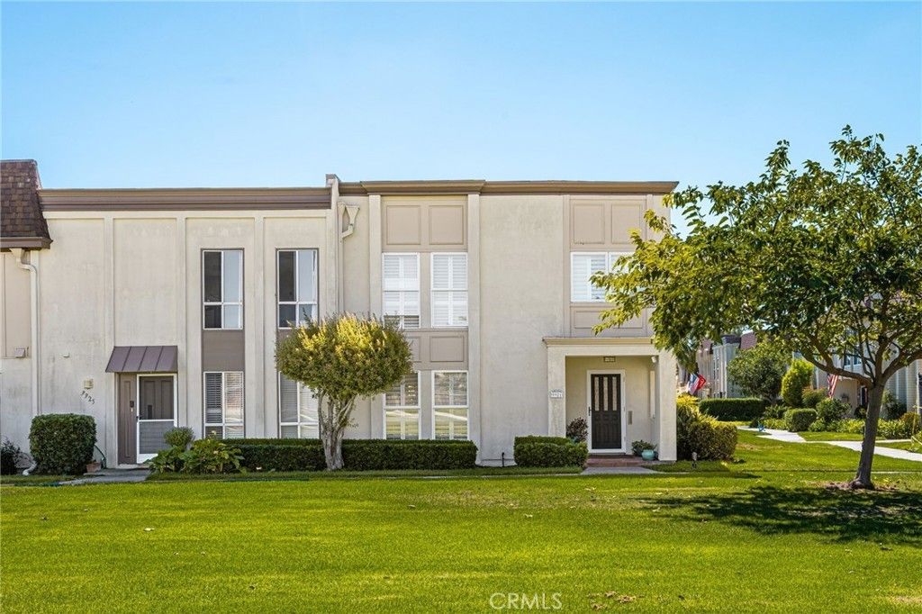 9921 Barranca Circle, Huntington Beach