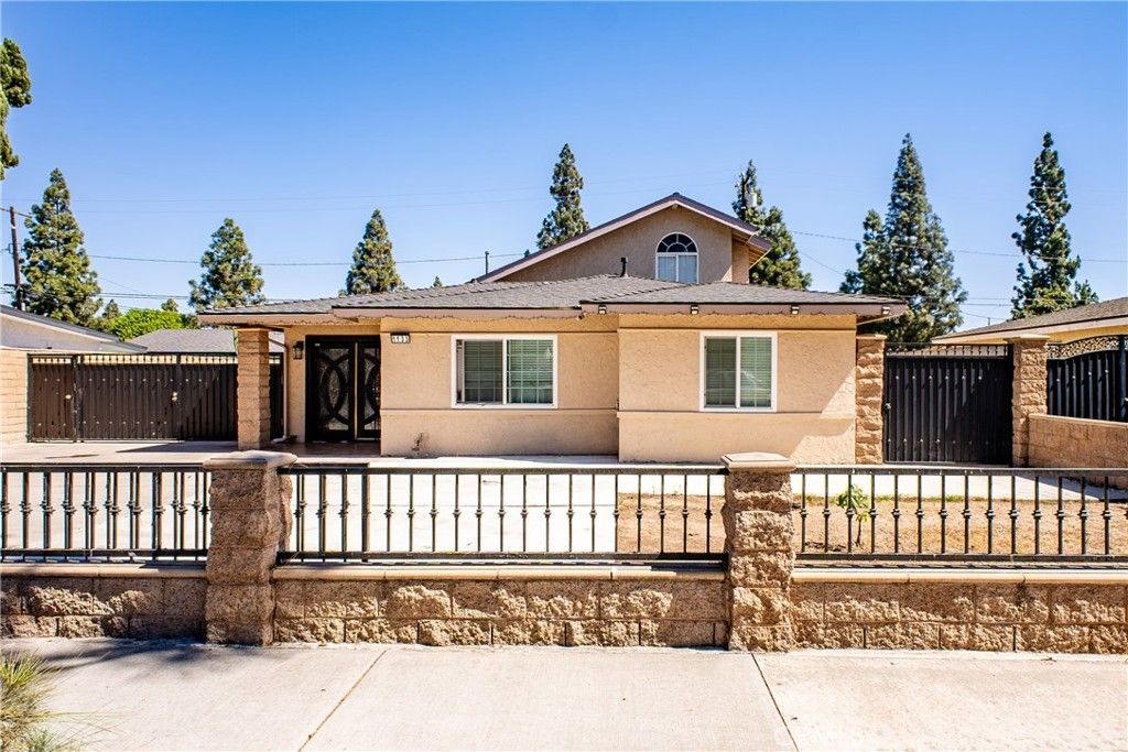 1133 S Harmon, Santa Ana