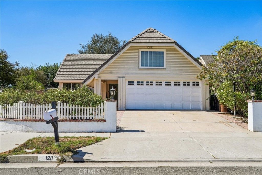 1211 N Willamette Drive, Anaheim