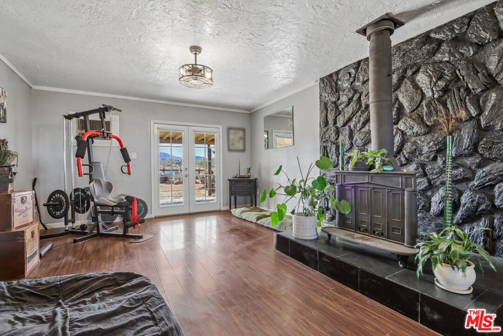 692 Tahoe Avenue, Yucca Valley