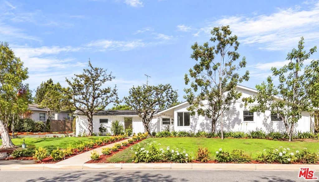 3030 San Juan Drive, Fullerton