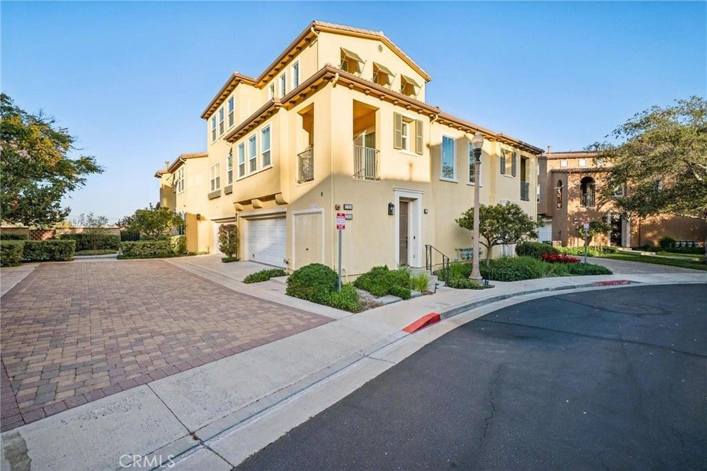 27006 Pebble Beach Drive, Valencia