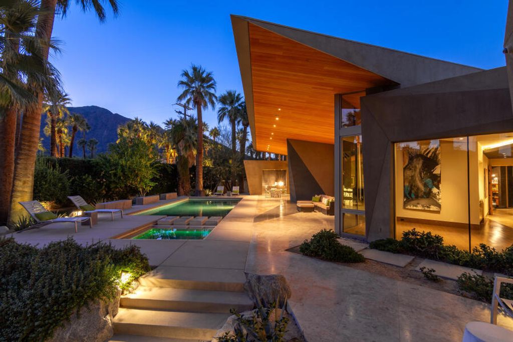 740 N Prescott Drive, Palm Springs
