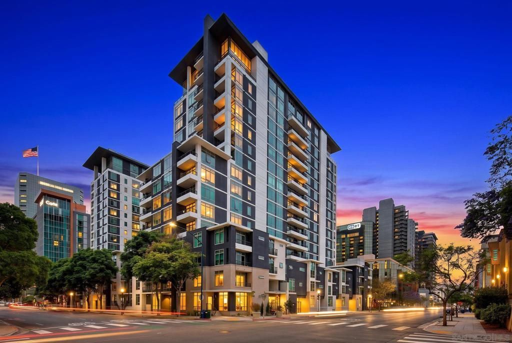 425 W Beech # 327, San Diego