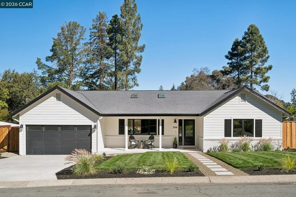 3208 Camino Colorados, Lafayette
