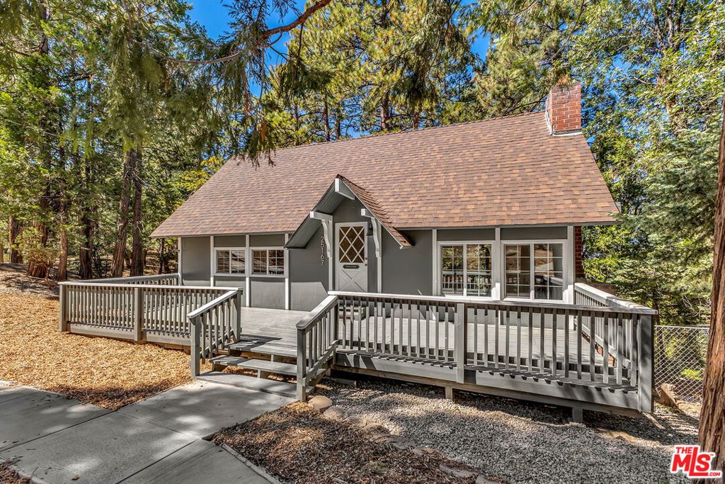 25167 Banning Idyllwild Road, Idyllwild