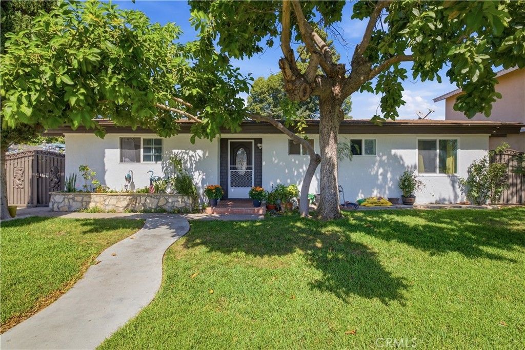 1407 W Colonial Avenue, Anaheim