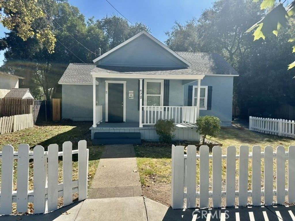 631 W 8th Street, Chico