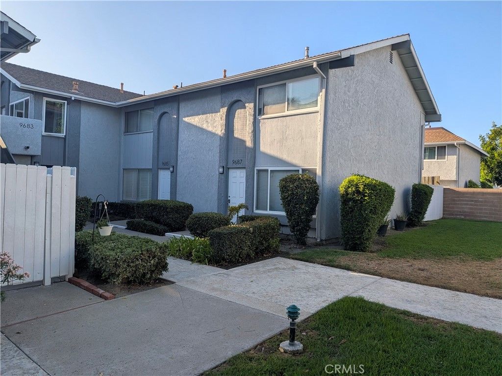 9685 Pettswood, Huntington Beach