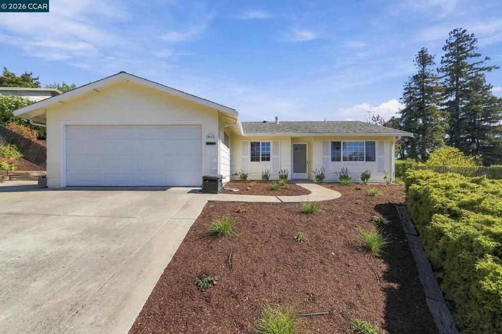 2641 Lassen Way, Pinole