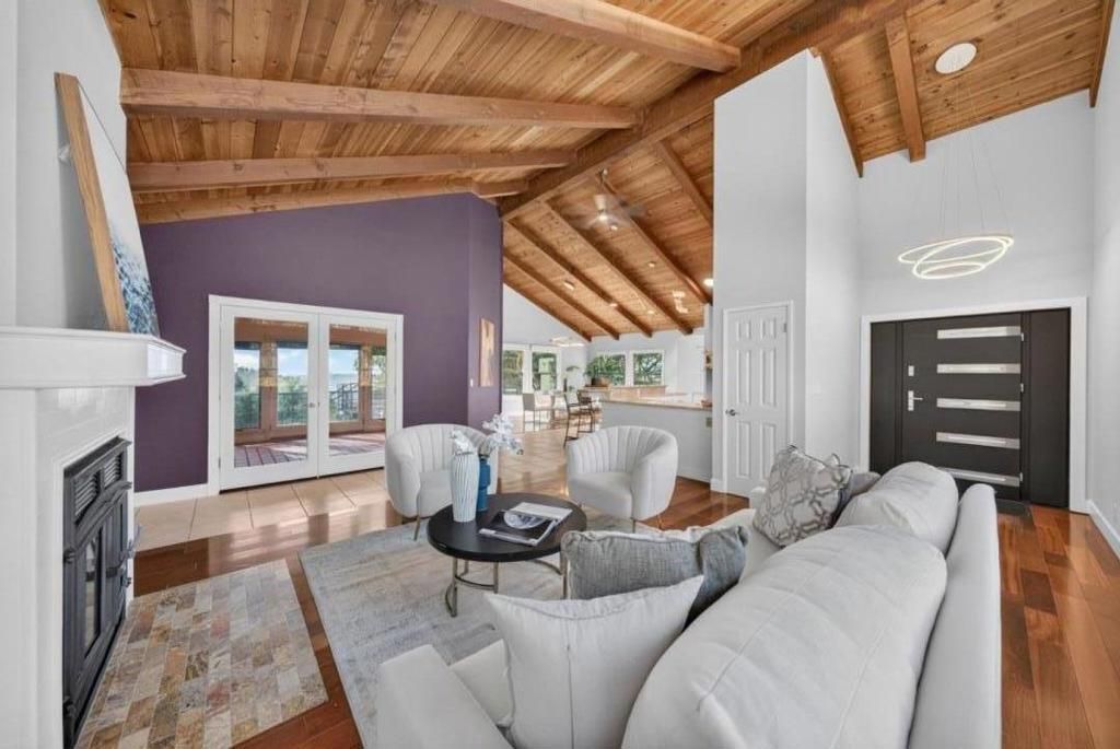 18740 Victoria Lane, Prunedale