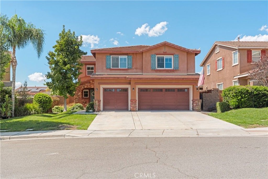 53217 Flutterbye, Lake Elsinore
