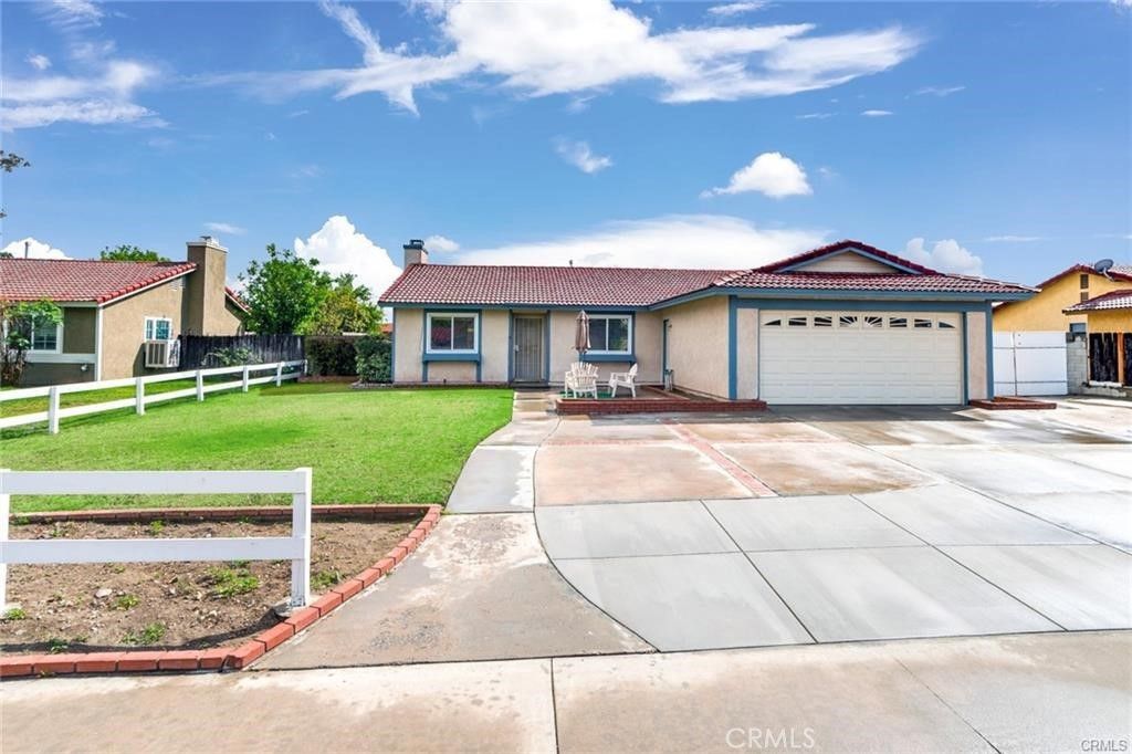 1057 W Carter, Rialto