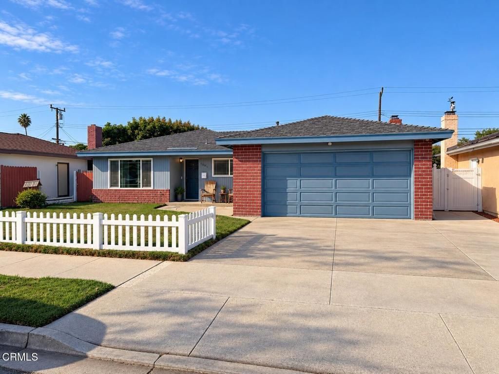 2061 Barnett Street, Oxnard