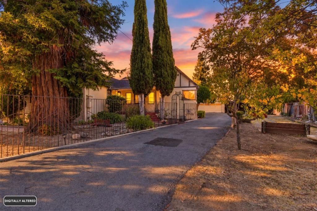 1551 Walters Avenue, Campbell