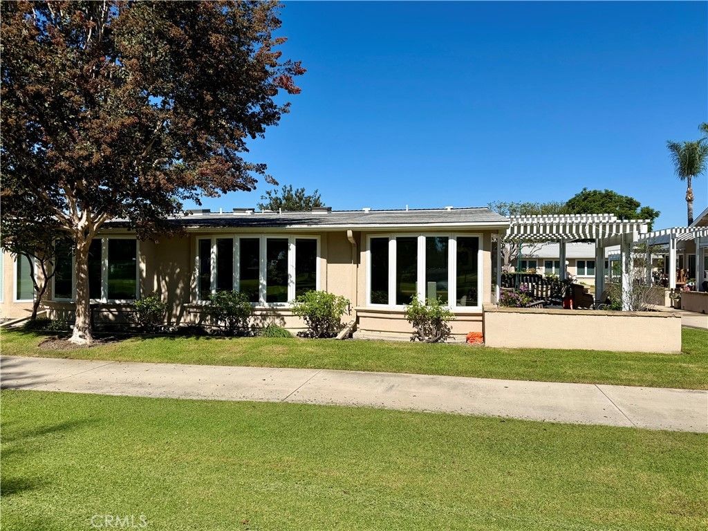 1760 Sunningdale Rd., M14-14a, Seal Beach