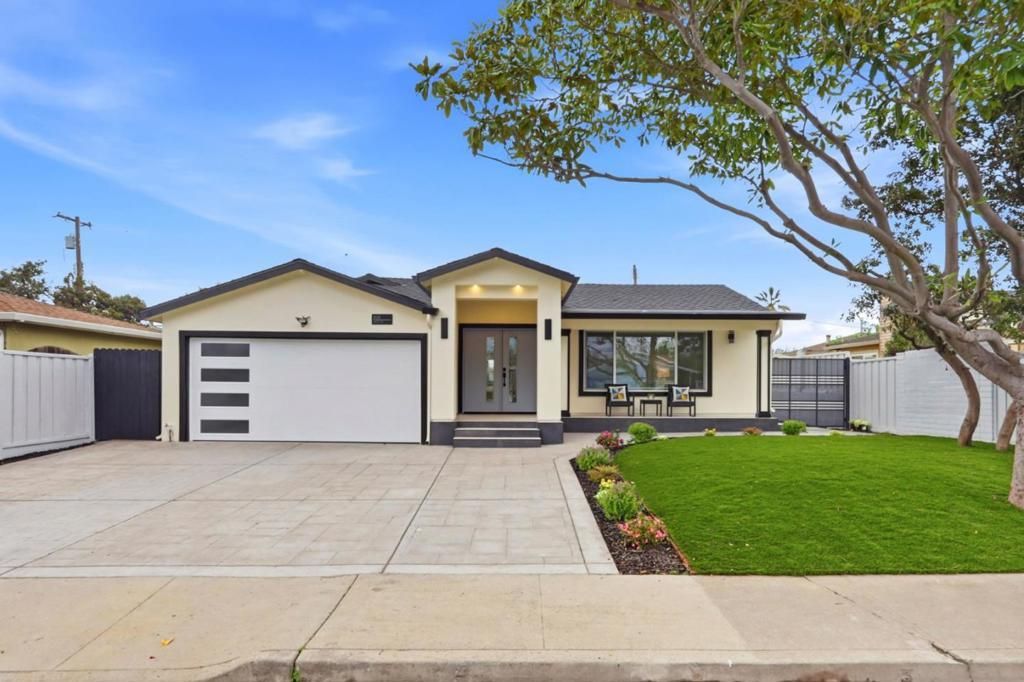 2121 Francis Avenue, Santa Clara