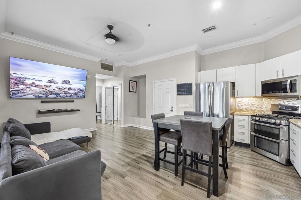 1400 Broadway # 1101, San Diego